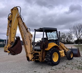 2004 New Holland LB75B Backhoe Back